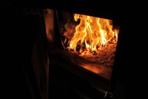 Hackgutheizung als Energieerzeuger im Wärmeverbund