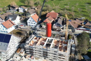 YouTube - Energiespeicher für 6. Jenni Solarmehrfamilienhaus