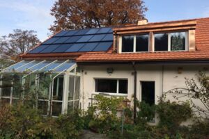 Kollektoren Winkler Solar integriert ins Solarsystem Jenni